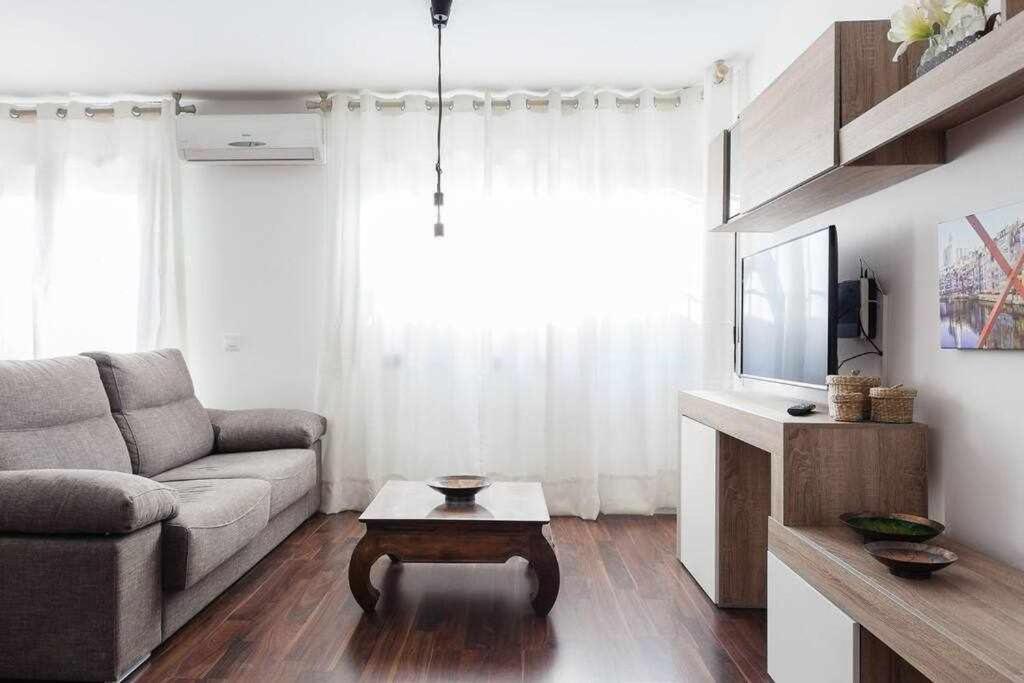 Apartamento Para 4 Con Terraza En El Centro Girona Esterno foto