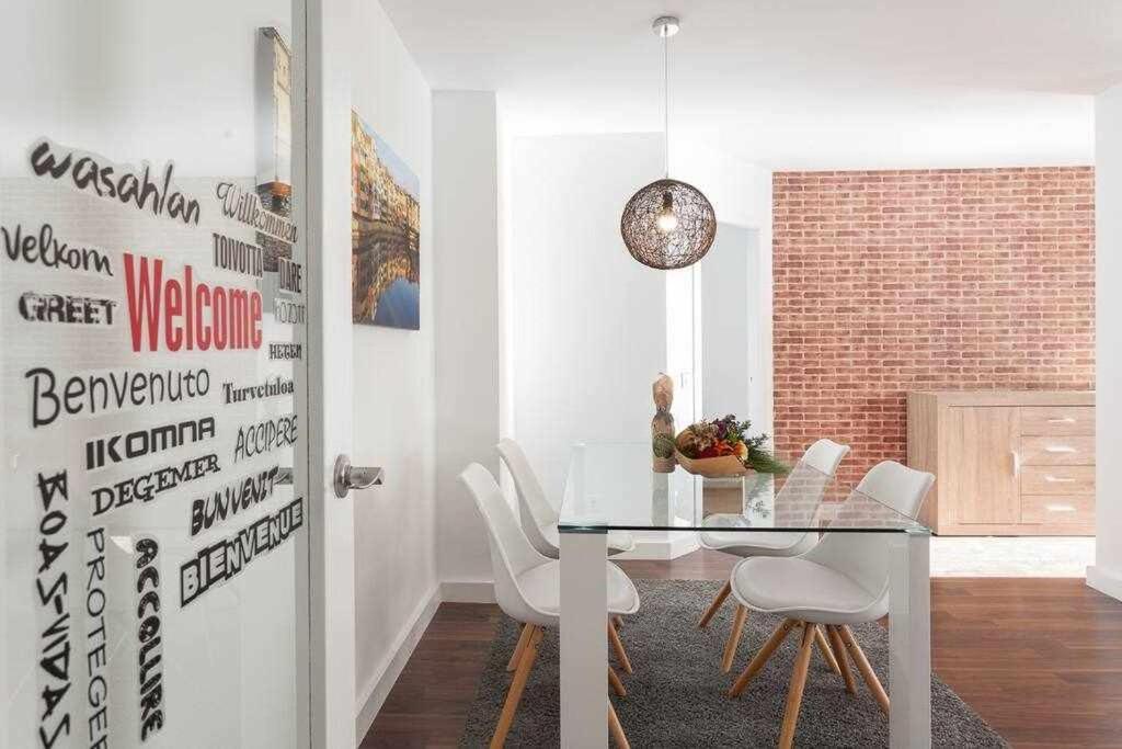 Apartamento Para 4 Con Terraza En El Centro Girona Esterno foto